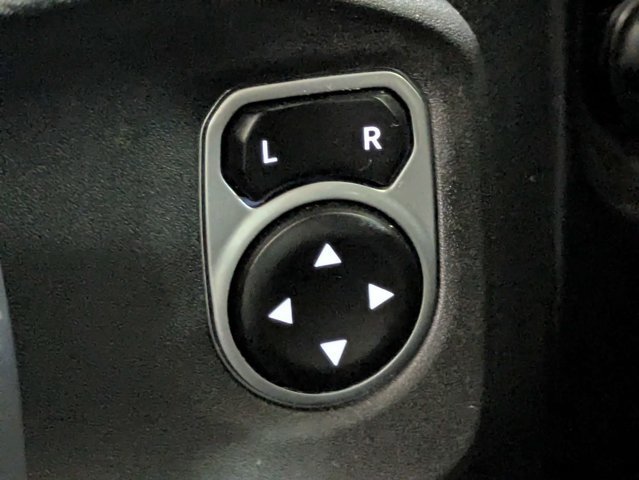Used 2018 Jeep Wrangler Unlimited Sport S AWD/4WD image 24