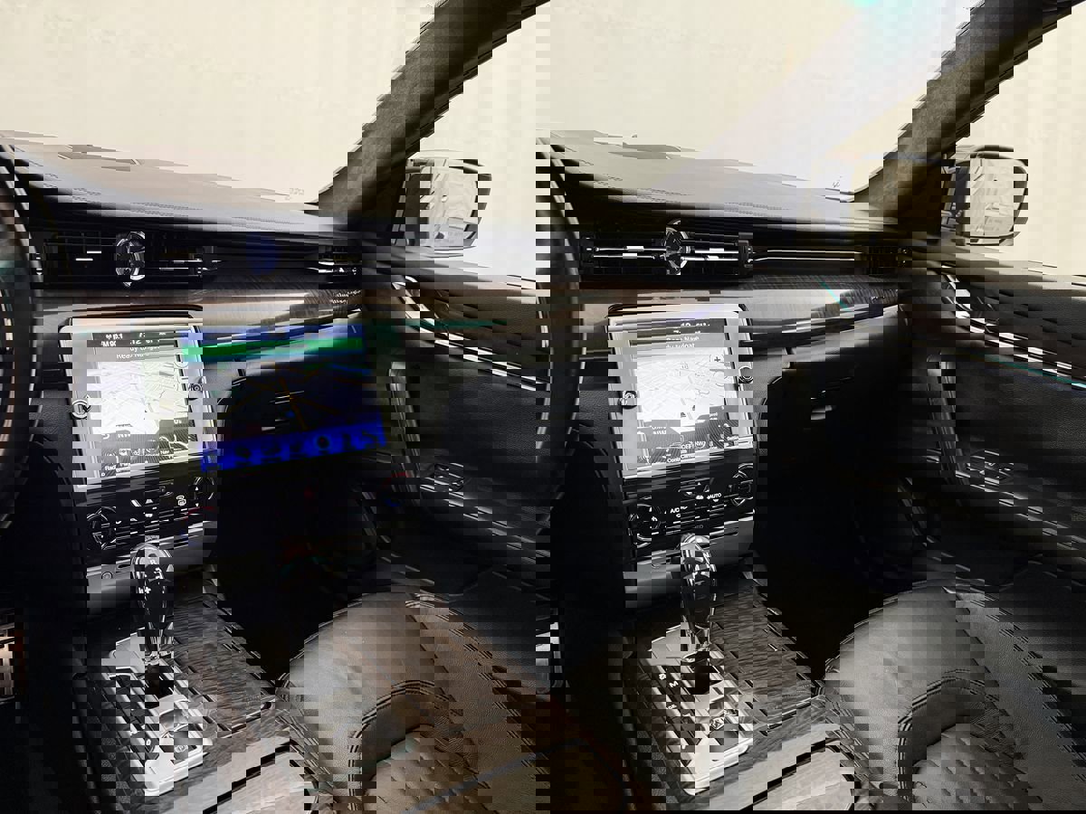 Used 2014 Maserati Quattroporte S Q4 image 15