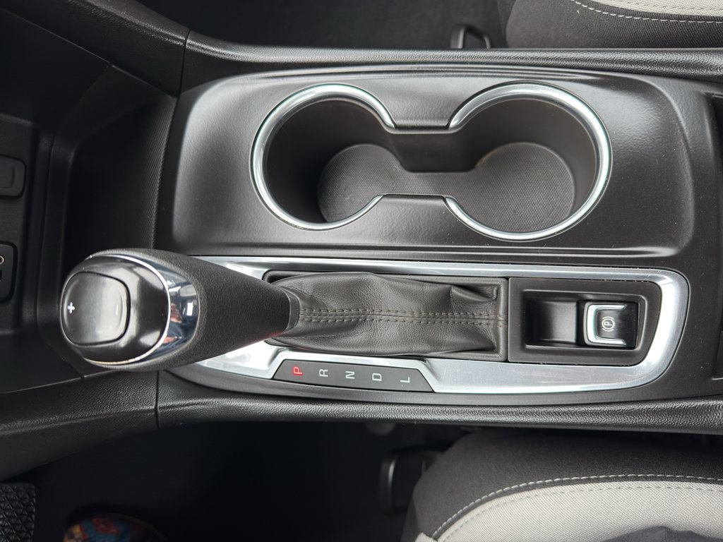 Used 2018 Chevrolet Equinox LS image 21