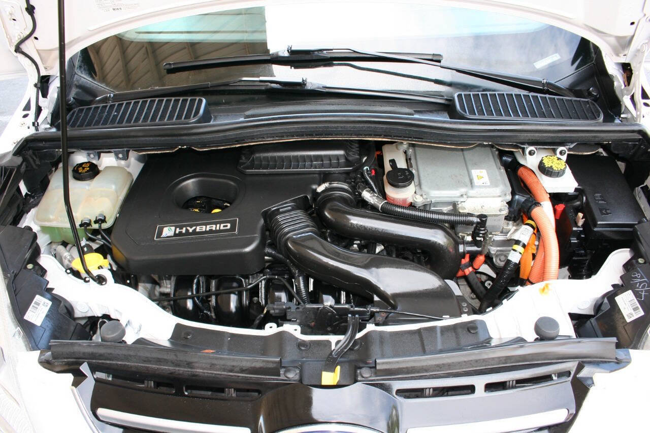 Used 2018 Ford C-MAX SE FWD image 16