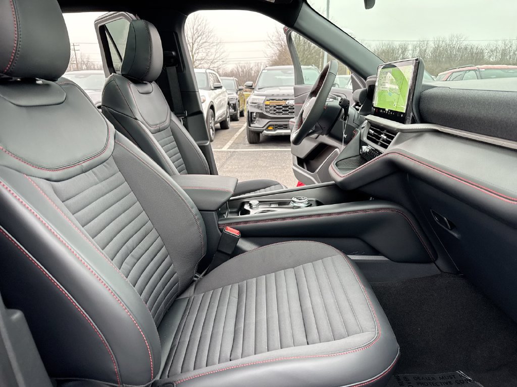 New 2026 Ford Explorer ST-Line w/ ST-Line Street Pack AWD/4WD image 23