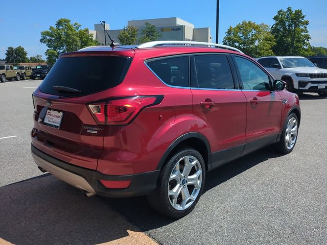 Used 2019 Ford Escape Titanium FWD image 4