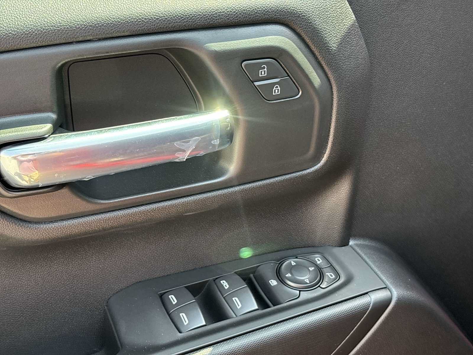New 2026 Chevrolet Silverado 1500 Custom w/ Turbomax Blackout Package AWD/4WD image 22