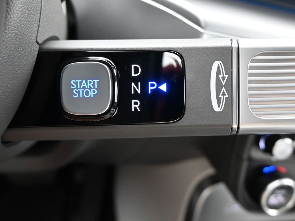 New 2026 Hyundai Ioniq 9 SEL image 31