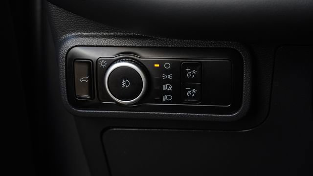 Used 2025 Ford Explorer ST-Line w/ ST-Line Street Pack AWD/4WD image 22