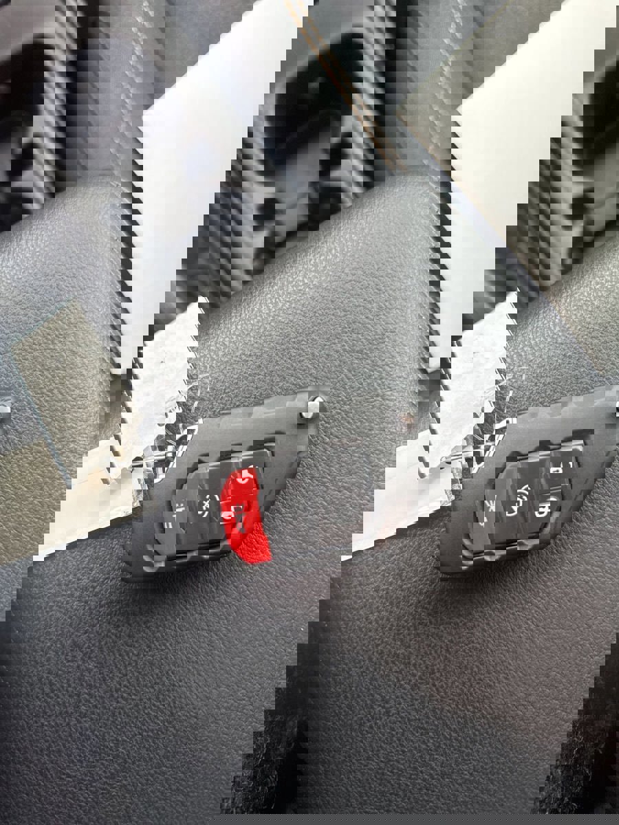 New 2025 Jeep Wrangler Unlimited Sport image 28