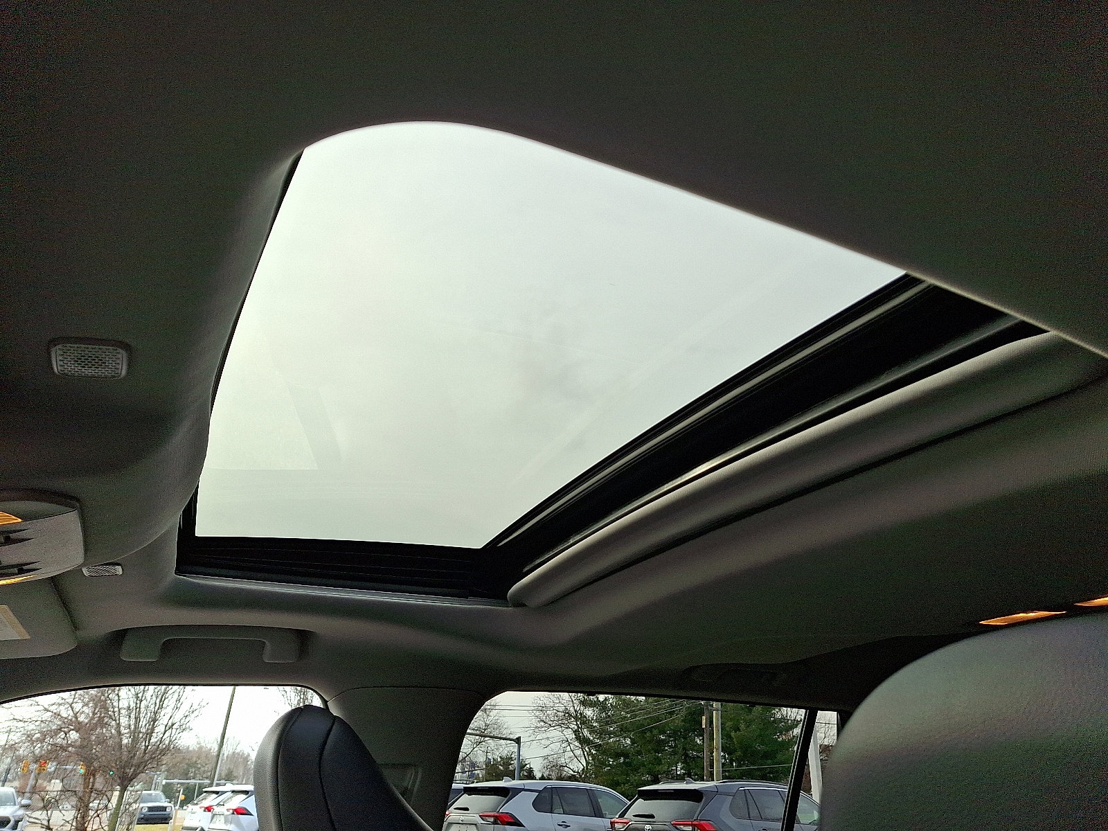 Certified 2025 Toyota Highlander XLE image 15