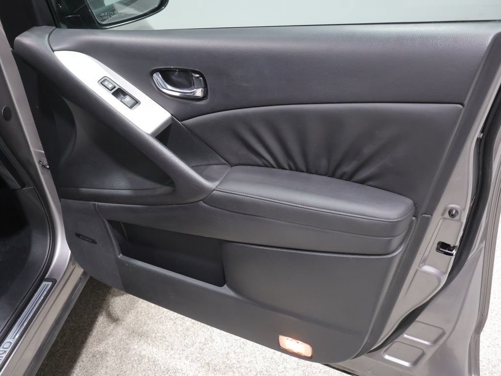 Used 2009 Nissan Murano SL w/ Leather Pkg AWD/4WD image 24