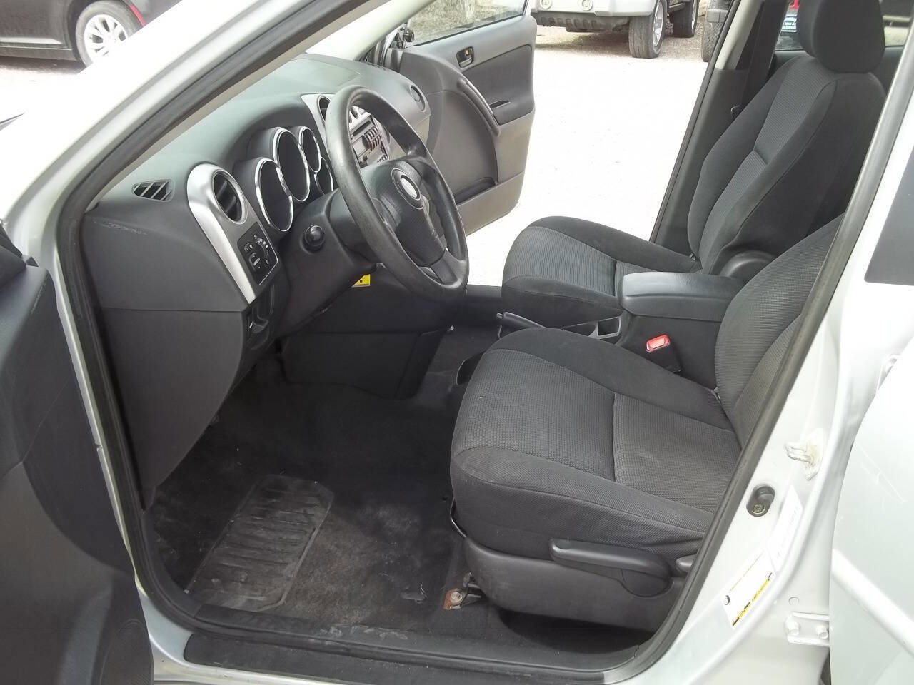 Used 2005 Pontiac Vibe w/ Power Group Value Package image 7