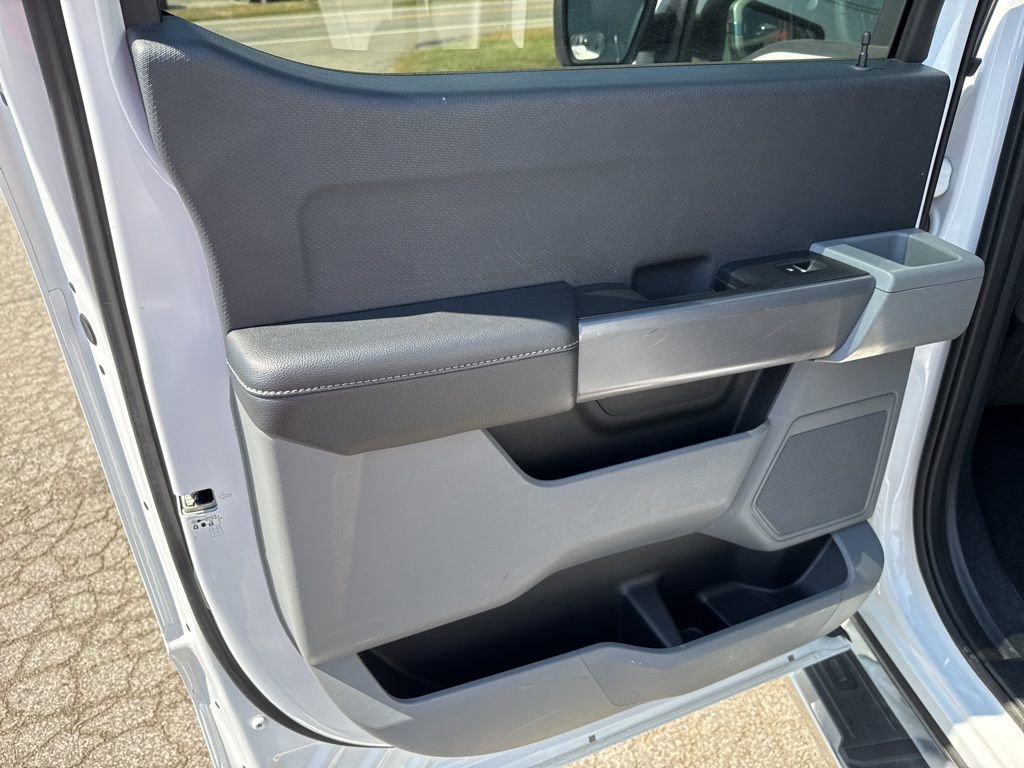 Used 2022 Ford F150 XLT w/ XTR Package image 26