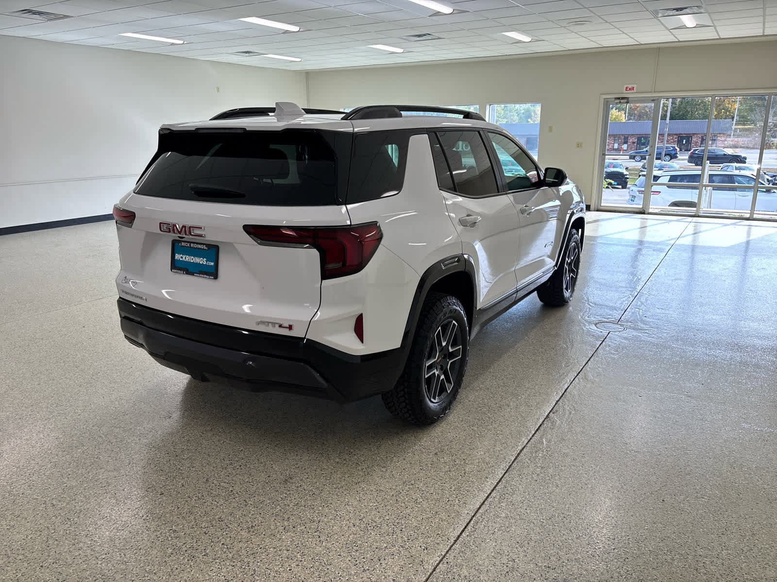 Used 2026 GMC Terrain AT4 image 5