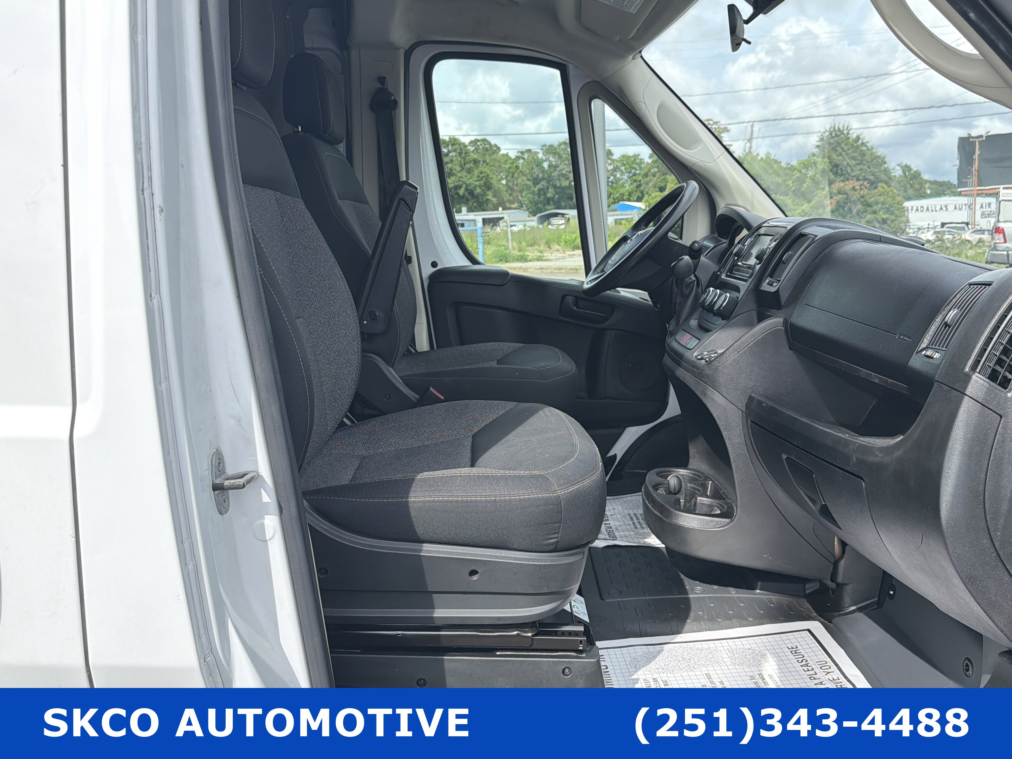 Used 2021 RAM ProMaster 2500 w/ Interior LED Lighting Group FWD image 13
