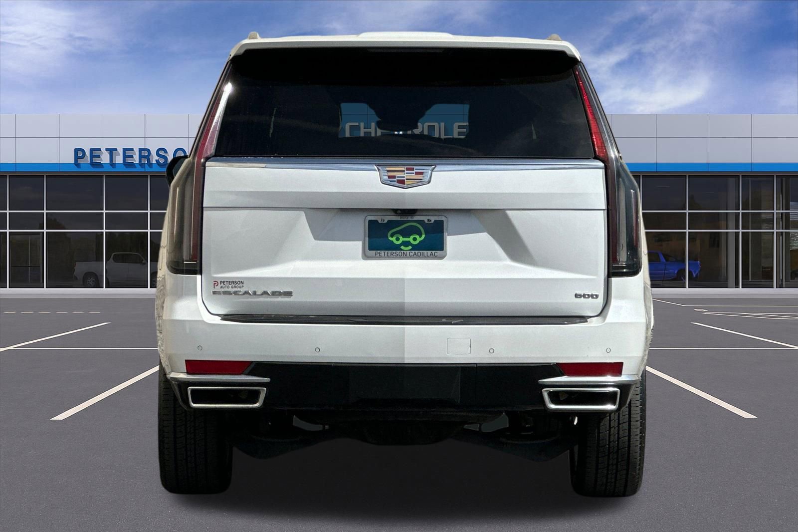 Certified 2021 Cadillac Escalade ESV Premium Luxury w/ Driver Assist Tech Package AWD/4WD image 5