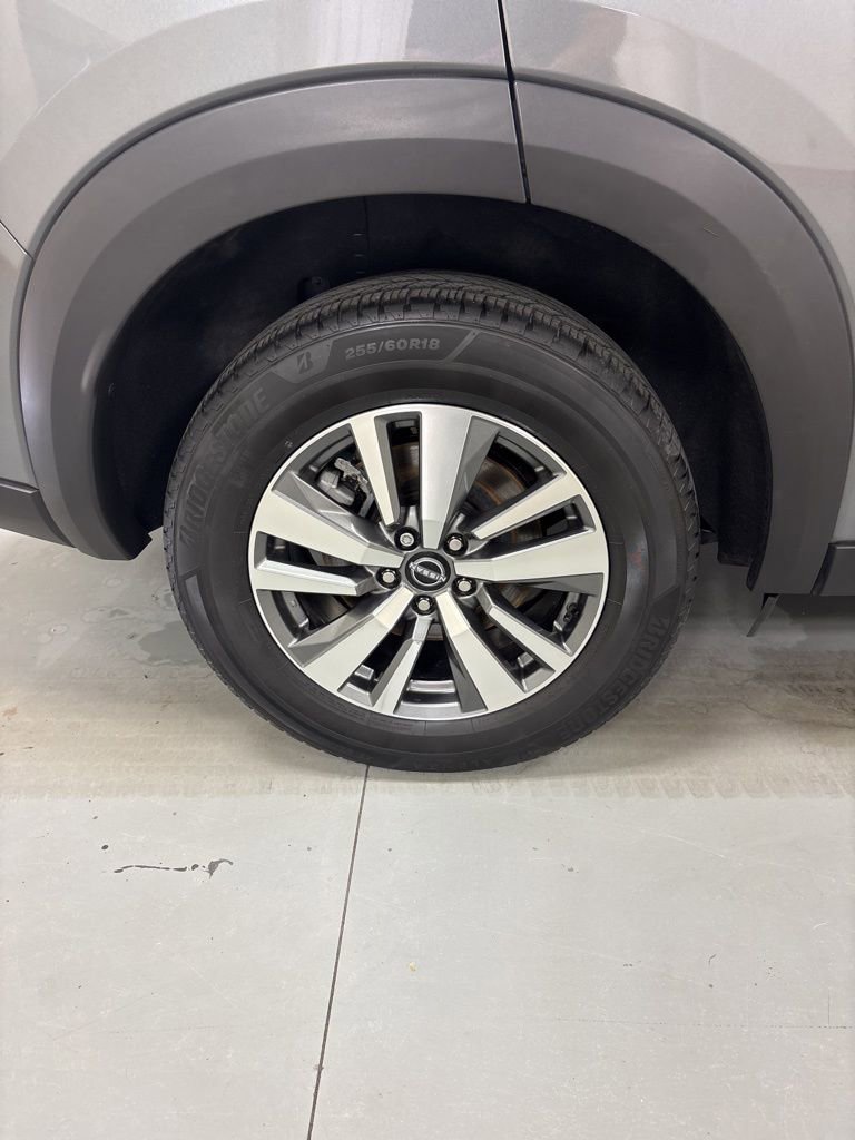 Used 2023 Nissan Pathfinder SL w/ Cargo Package AWD/4WD image 32