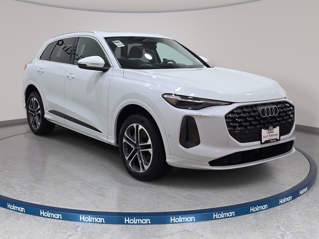 Used 2025 Audi Q5 Premium Plus w/ Premium Plus image 4