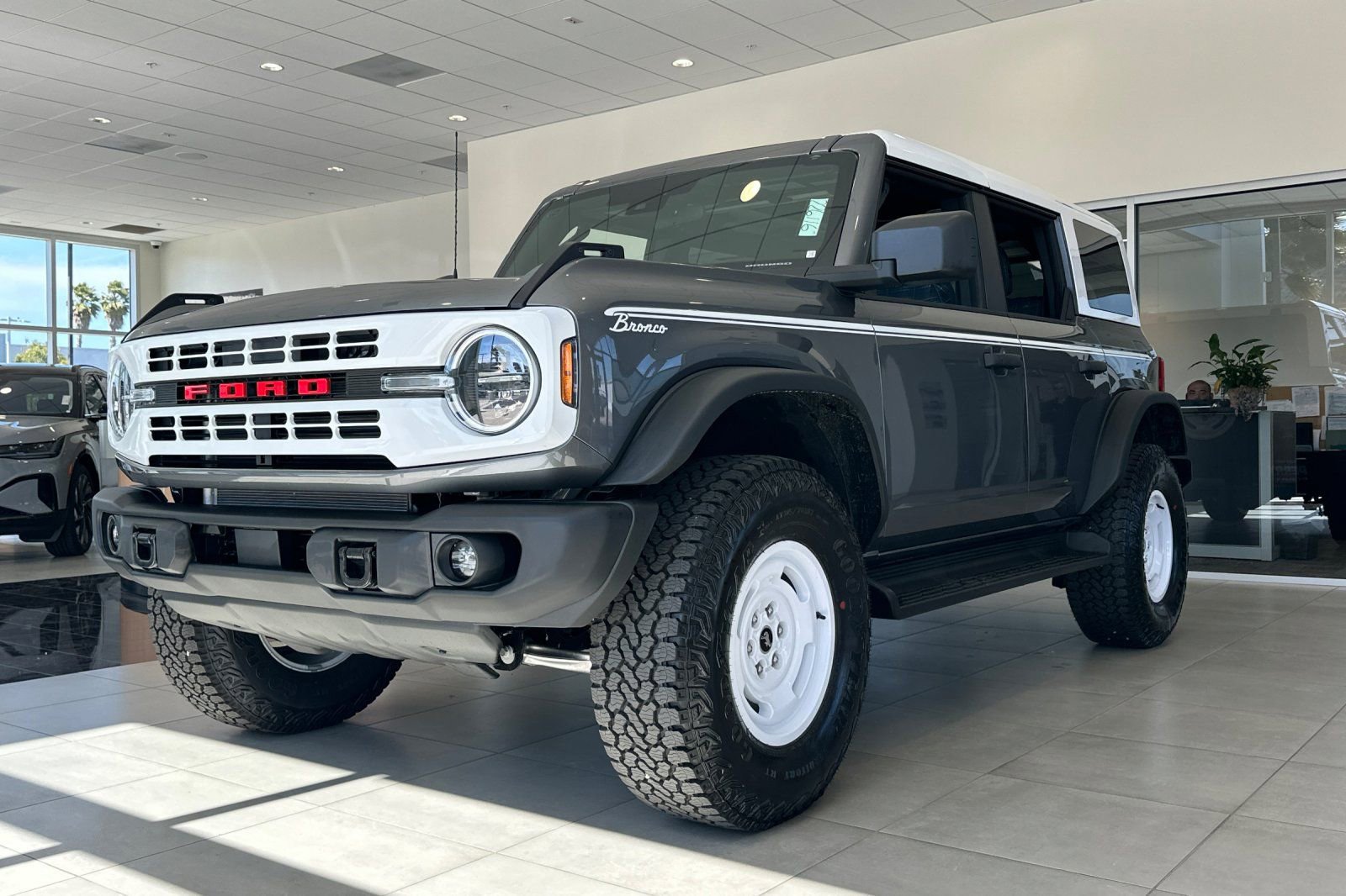 New 2026 Ford Bronco Outer Banks image 7