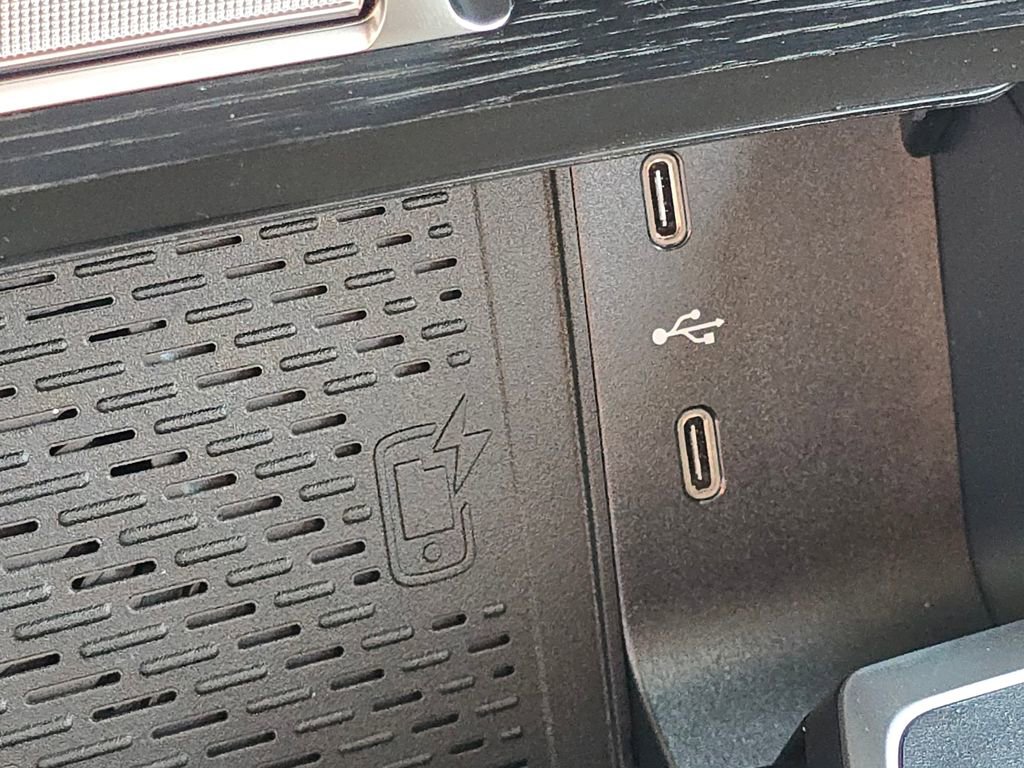 New 2026 Mercedes-Benz GLS 450 4MATIC image 34