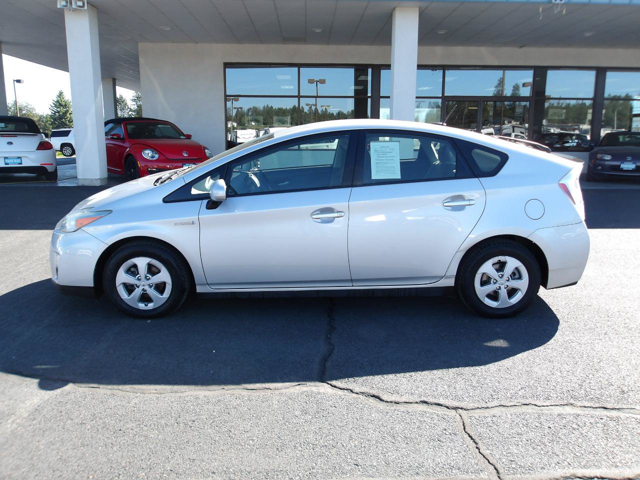 Used 2010 Toyota Prius Three FWD image 2