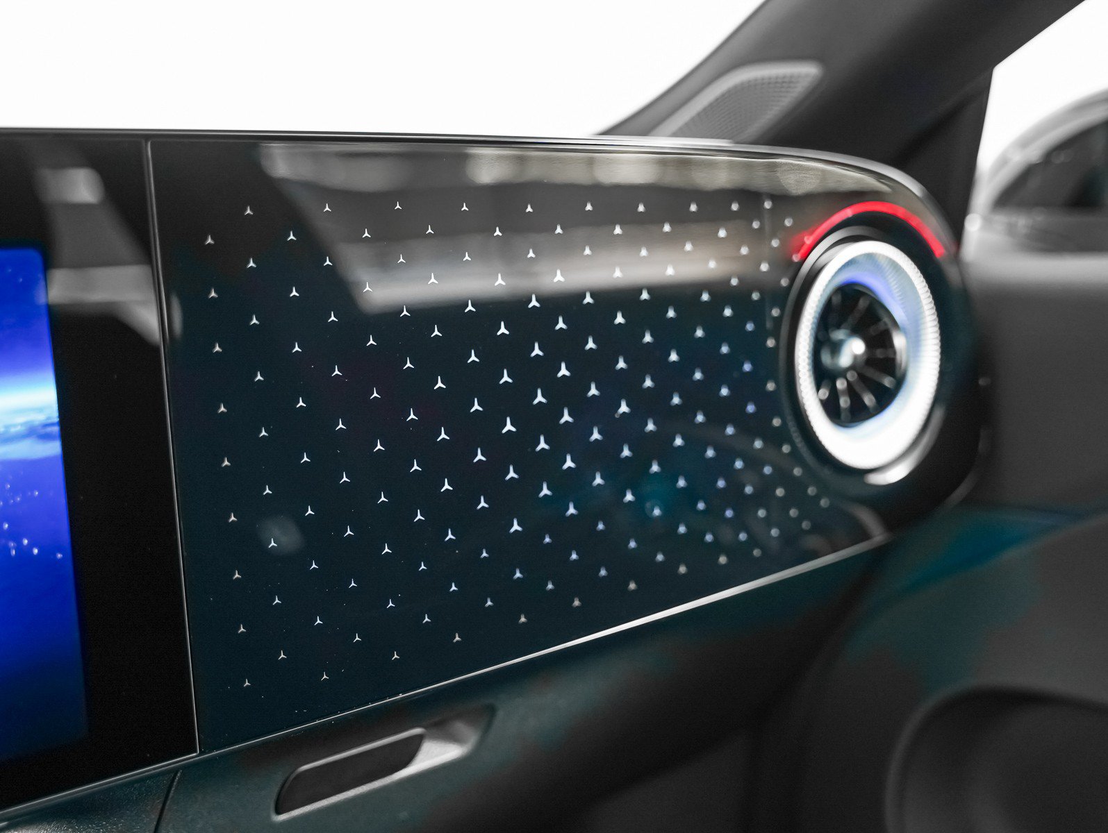 New 2027 Mercedes-Benz CLA 350 image 21