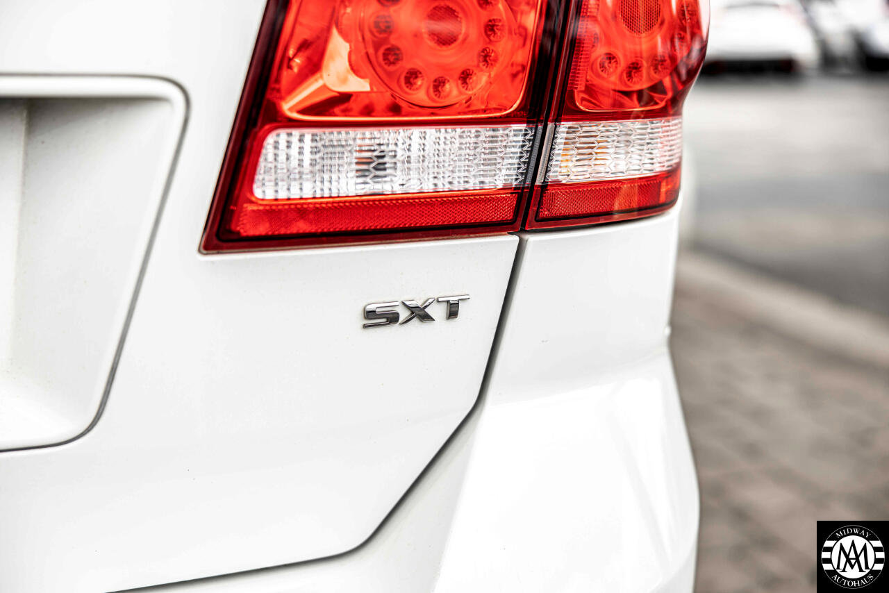Used 2012 Dodge Journey SXT w/ Sound Group image 16