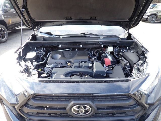 Used 2022 Toyota RAV4 Adventure w/ Convenience Package image 12