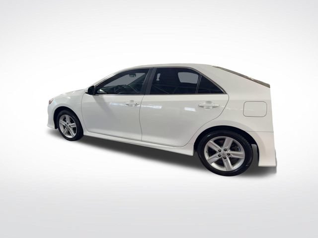 Used 2014 Toyota Camry SE FWD image 7