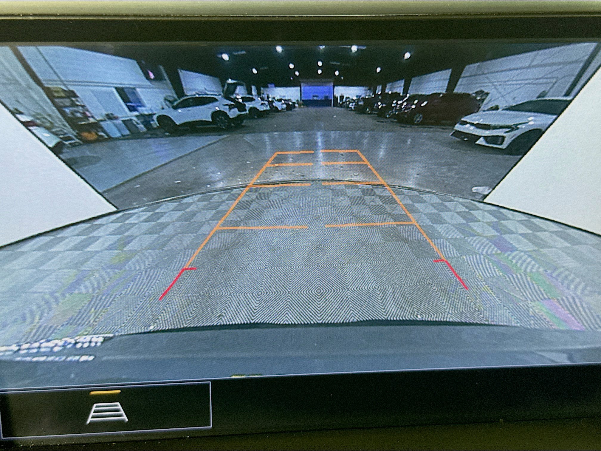 Used 2023 GMC Acadia SLT w/ Elevation Edition FWD image 17