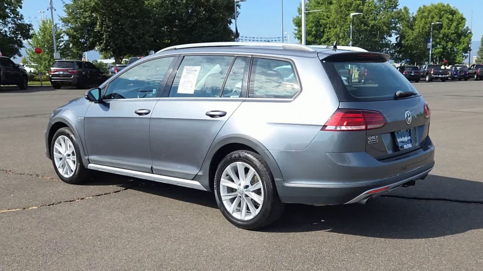 Used 2019 Volkswagen Golf Alltrack SE AWD/4WD image 6
