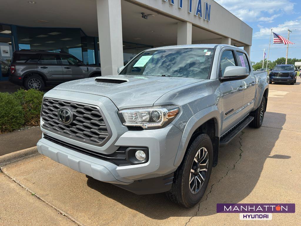Used 2021 Toyota Tacoma TRD Sport AWD/4WD image 1