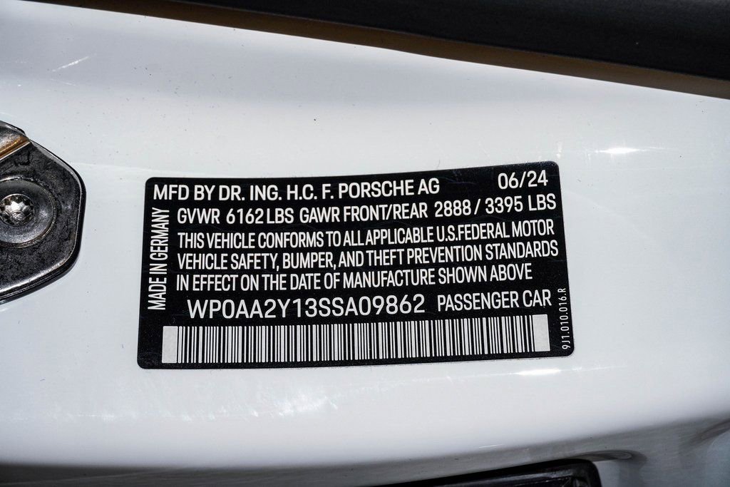 Certified 2025 Porsche Taycan image 29