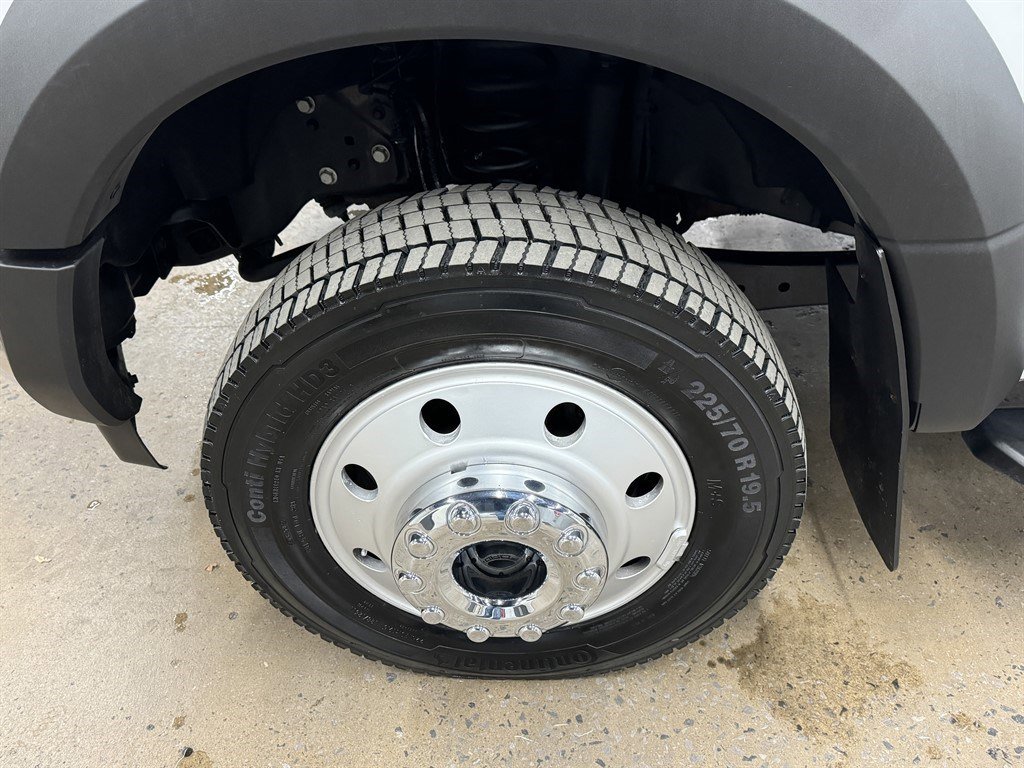 Used 2019 Ford F450 XL w/ Power Equipment Group image 7