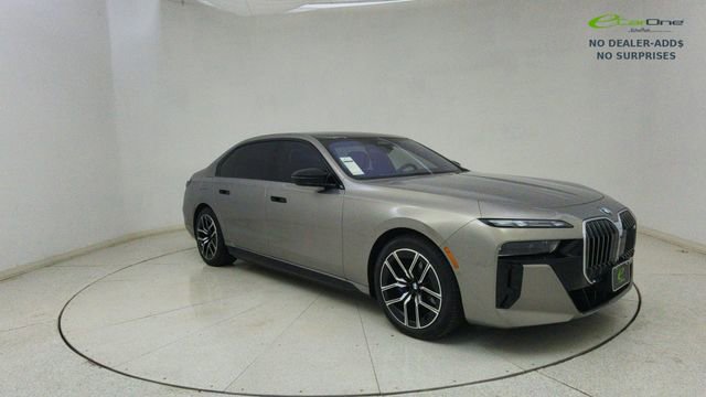 Used 2024 BMW i7 M70 w/ Executive Package image 64