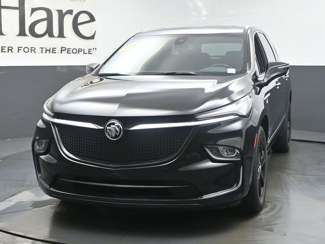 Used 2024 Buick Enclave Essence w/ Experience Buick Package image 7