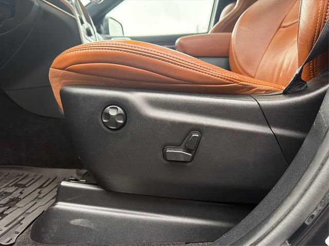 Used 2015 Jeep Grand Cherokee SRT w/ Trailer Tow Group IV image 17