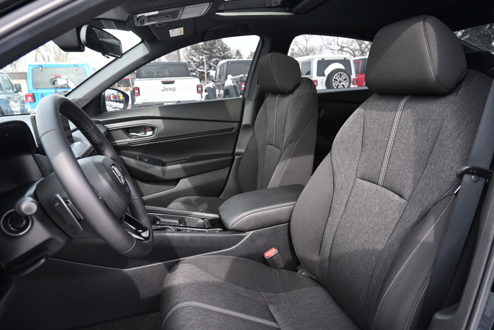 Used 2024 Honda Accord Sport image 9