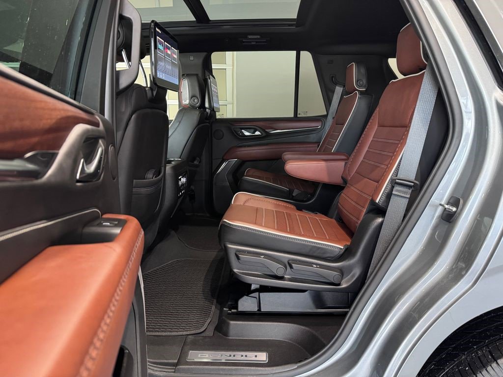 Certified 2023 GMC Yukon Denali Ultimate image 21