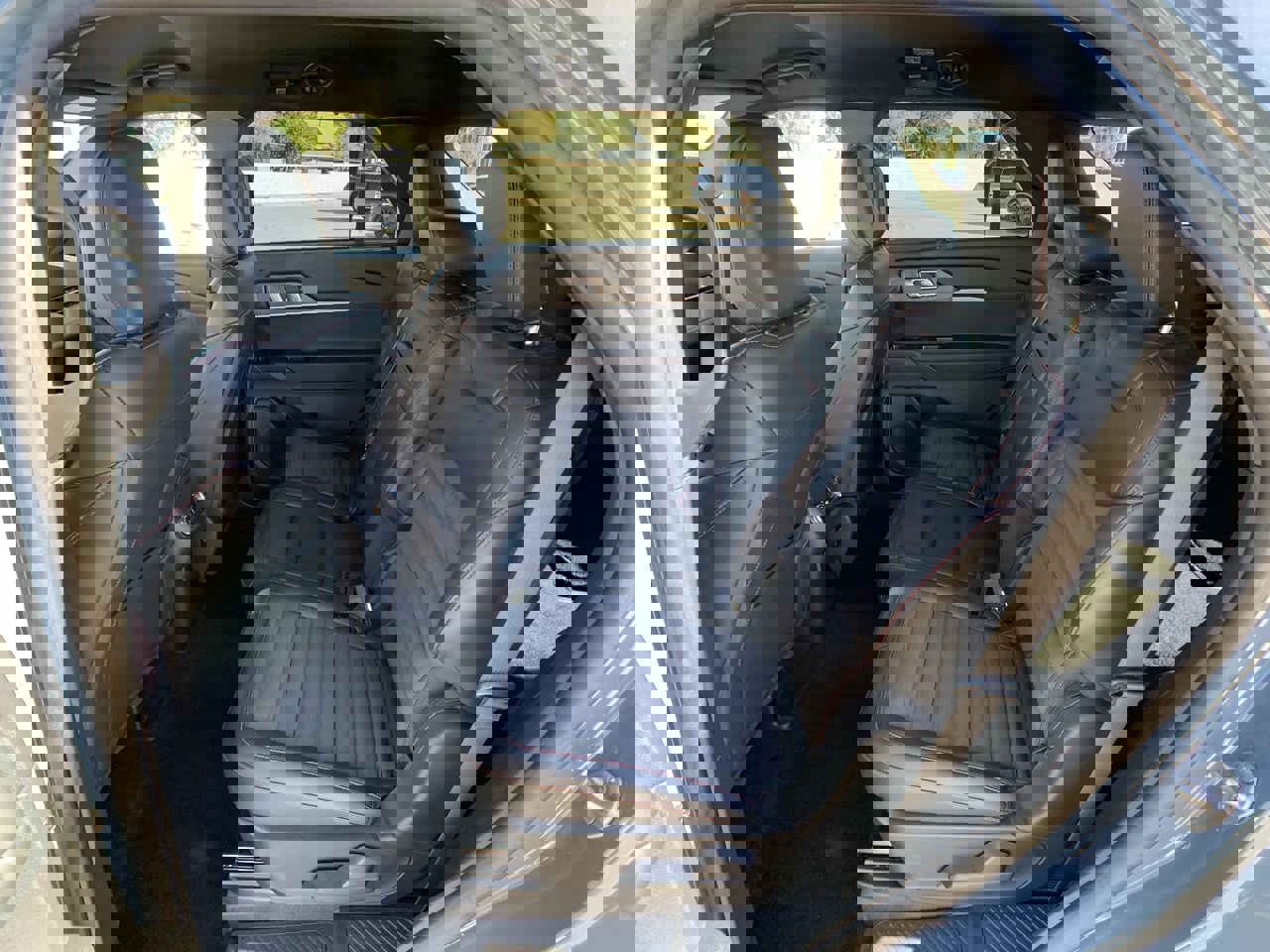 Used 2025 Ford Explorer ST-Line w/ Premium Package image 23