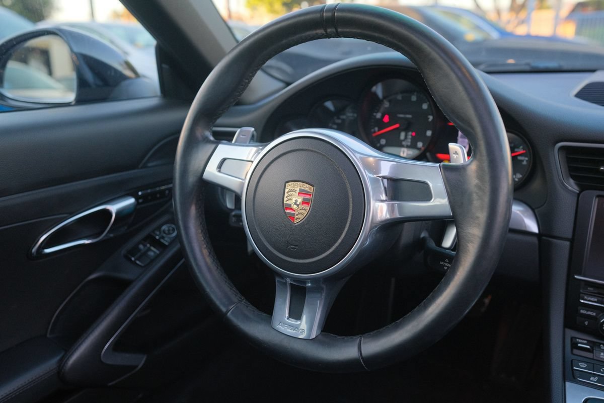 Used 2013 Porsche 911 Carrera RWD image 32