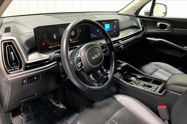 Used 2024 Kia Sorento S w/ Panoramic Sunroof Package AWD/4WD image 14
