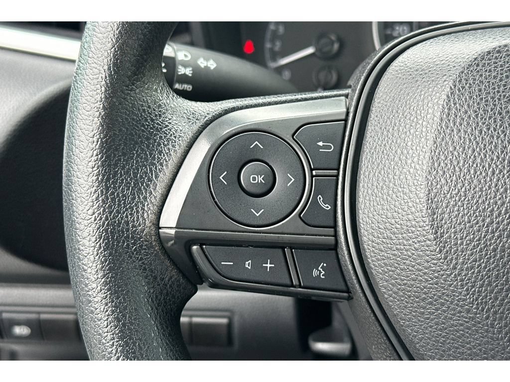 Used 2022 Toyota Corolla LE FWD image 24