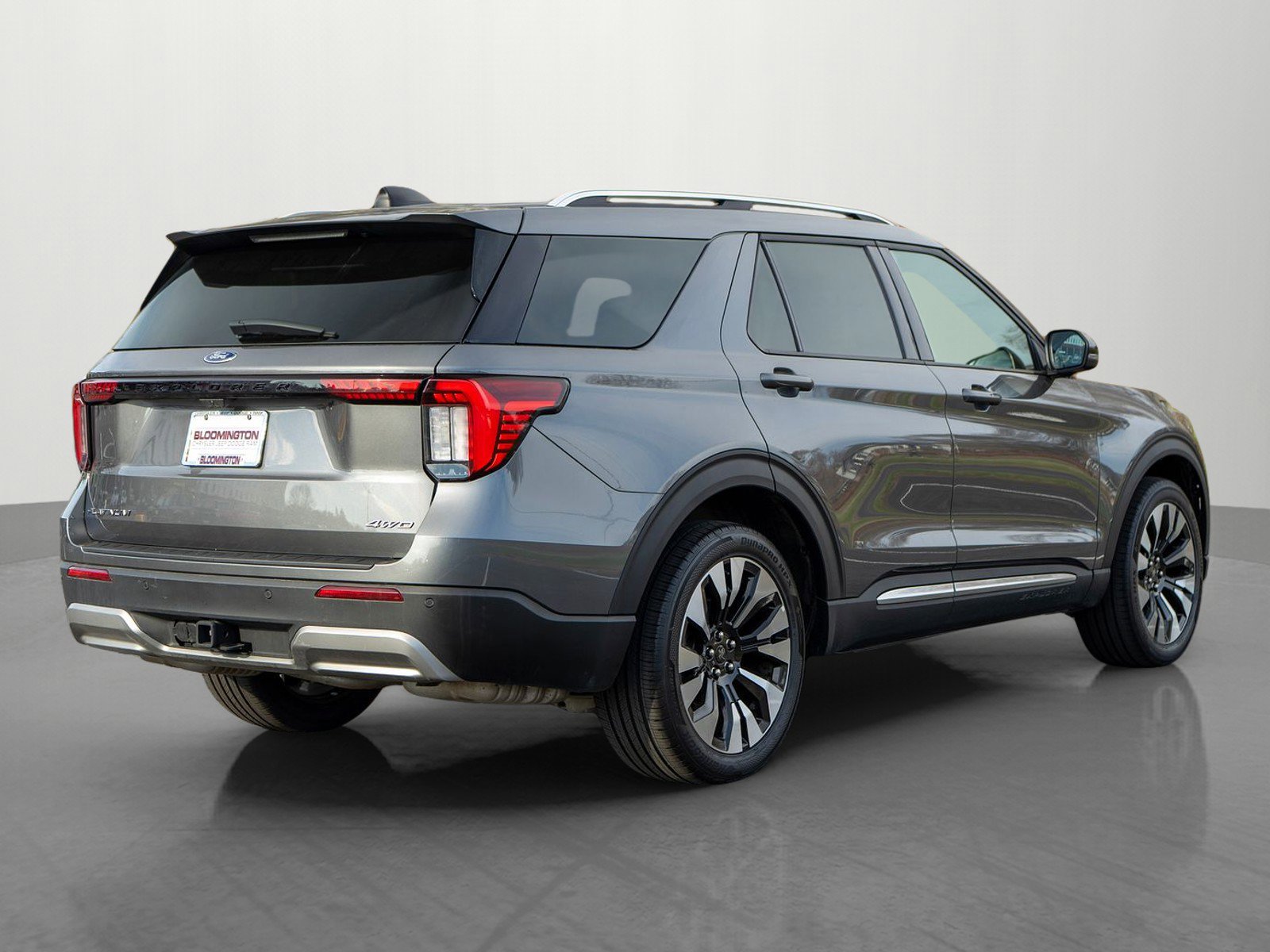 Used 2025 Ford Explorer Platinum w/ LUX Leather Package AWD/4WD image 7