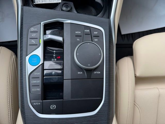 Used 2025 BMW i4 xDrive40i w/ Premium Package AWD/4WD image 14