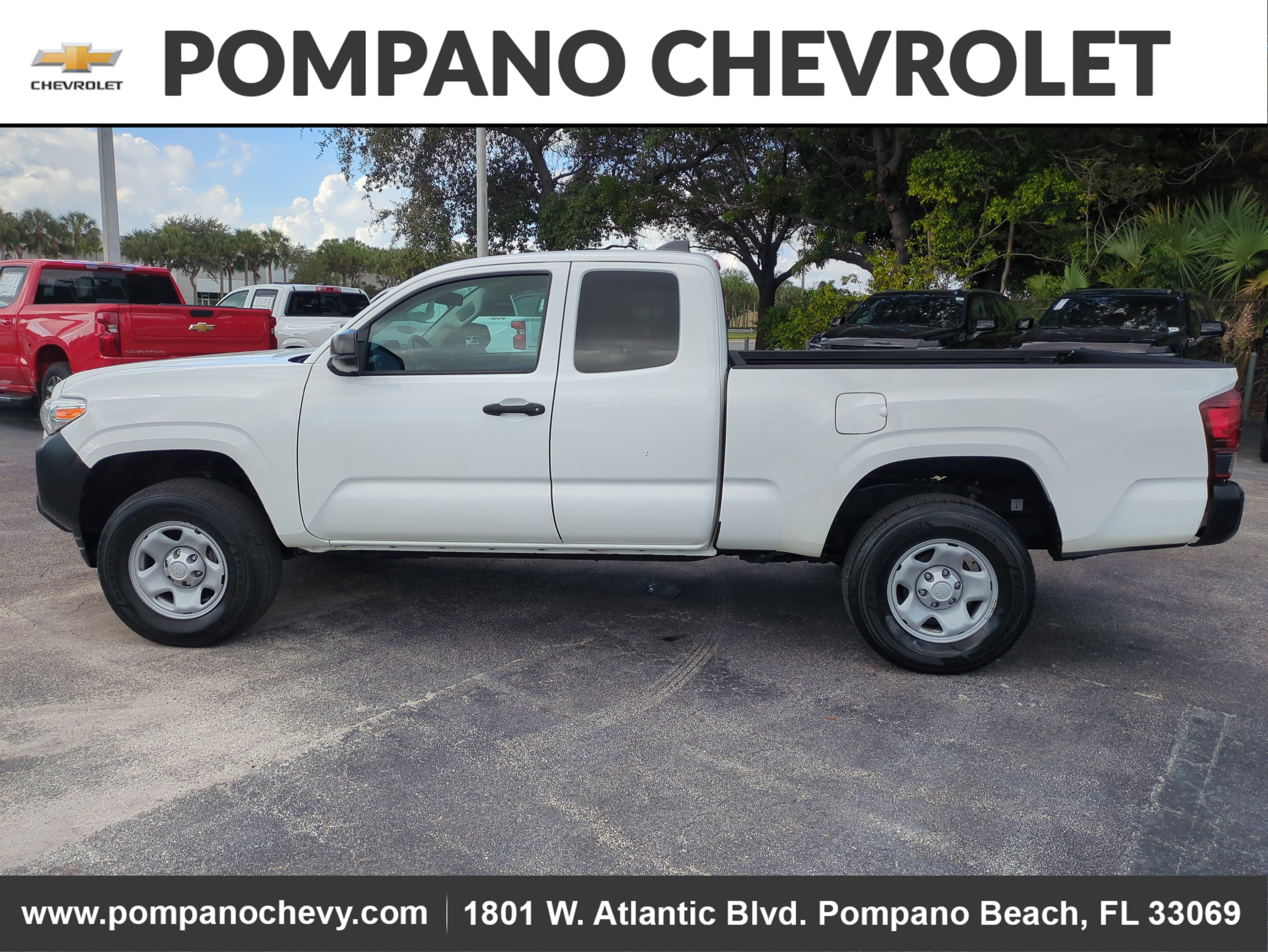 Used 2023 Toyota Tacoma SR image 6