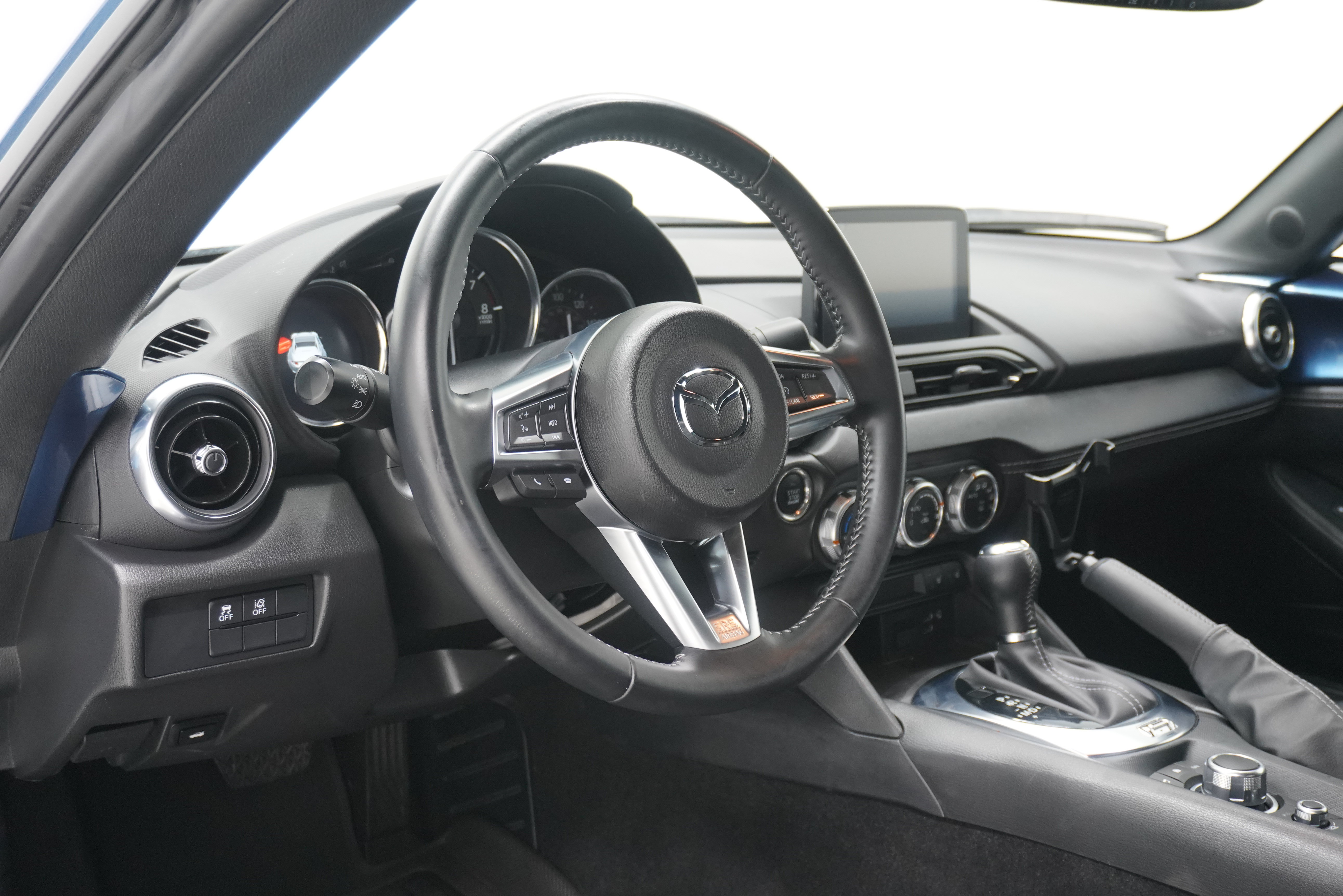 Used 2020 MAZDA MX-5 Miata RF Grand Touring RWD image 10