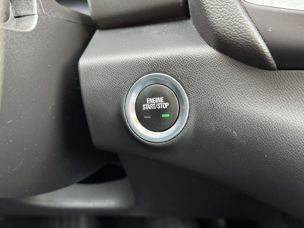 Certified 2023 GMC Terrain SLE w/ Driver Convenience Package image 32