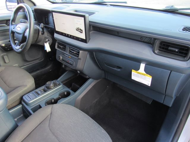 Used 2025 Ford Maverick XL image 11