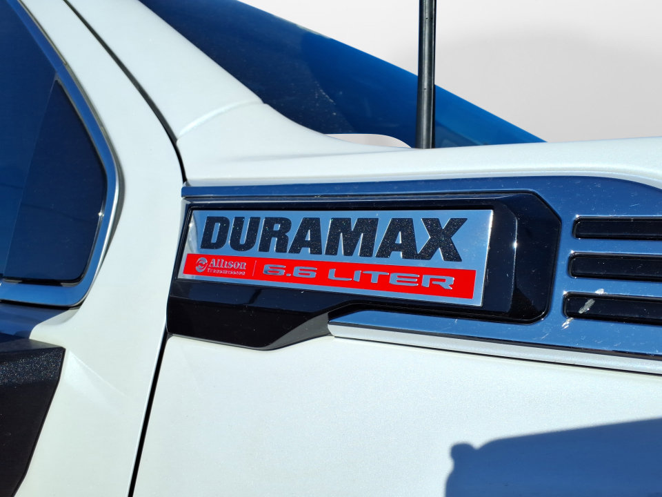 Used 2024 GMC Sierra 2500 Denali w/ Denali Reserve Package image 11