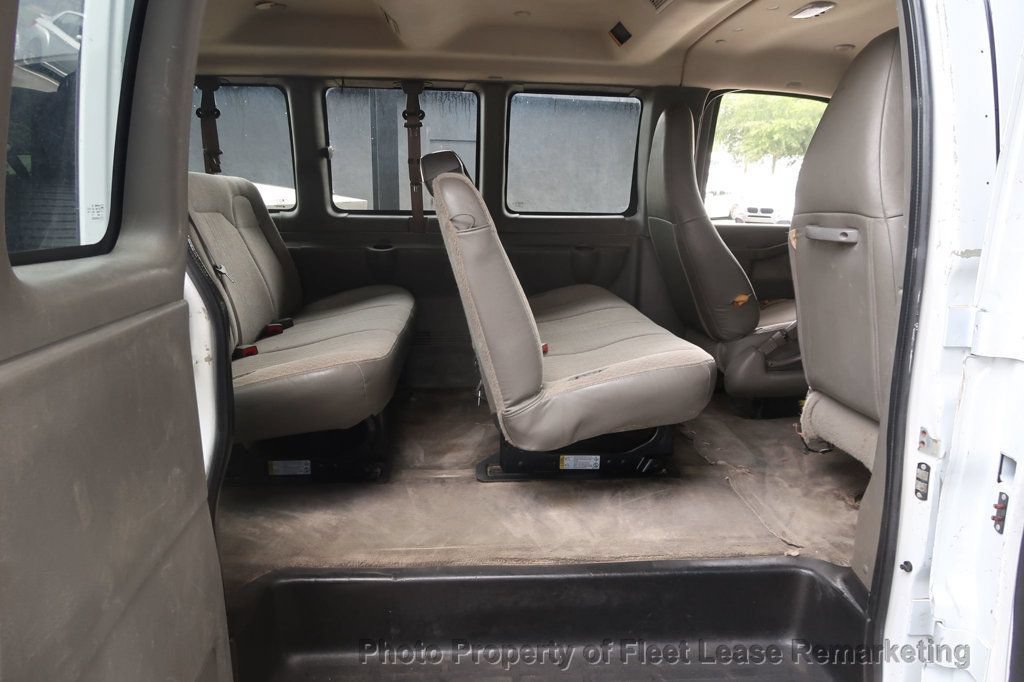 Used 2018 Chevrolet Express 3500 LT w/ LT Preferred Equipment Group RWD image 15