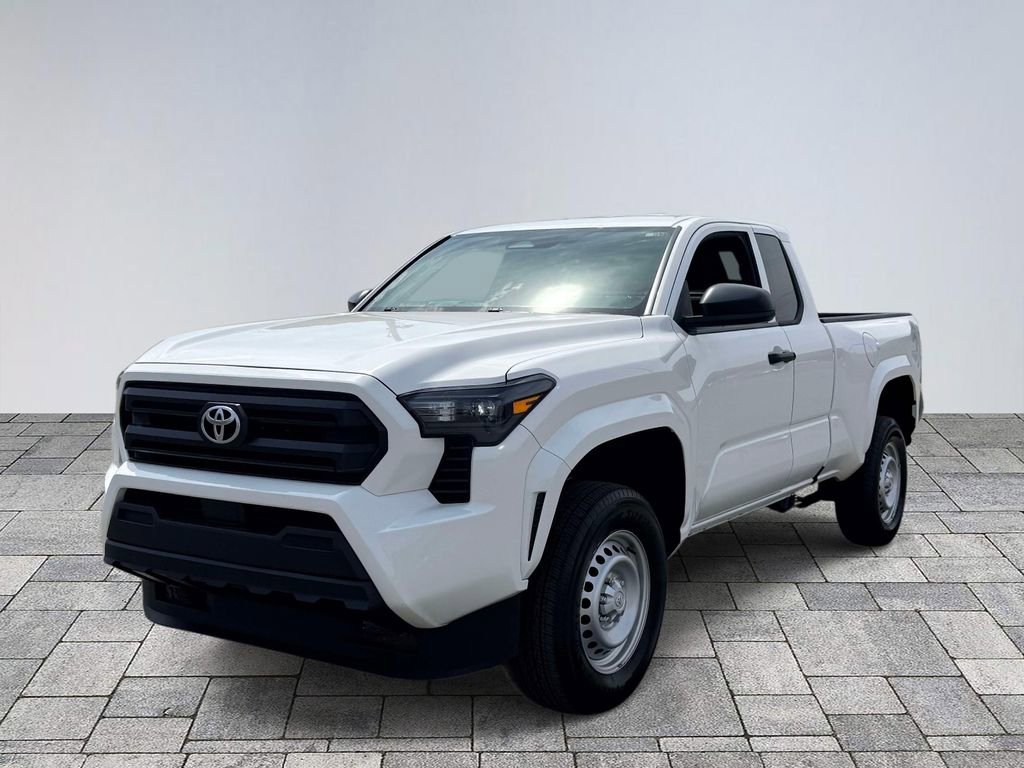 Used 2024 Toyota Tacoma SR image 3