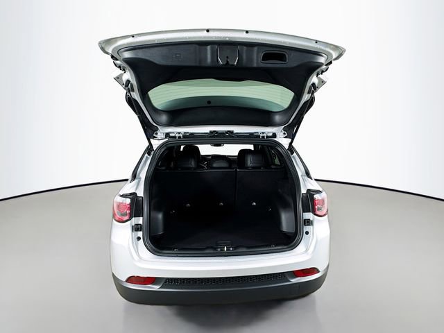 New 2026 Jeep Compass Latitude image 25
